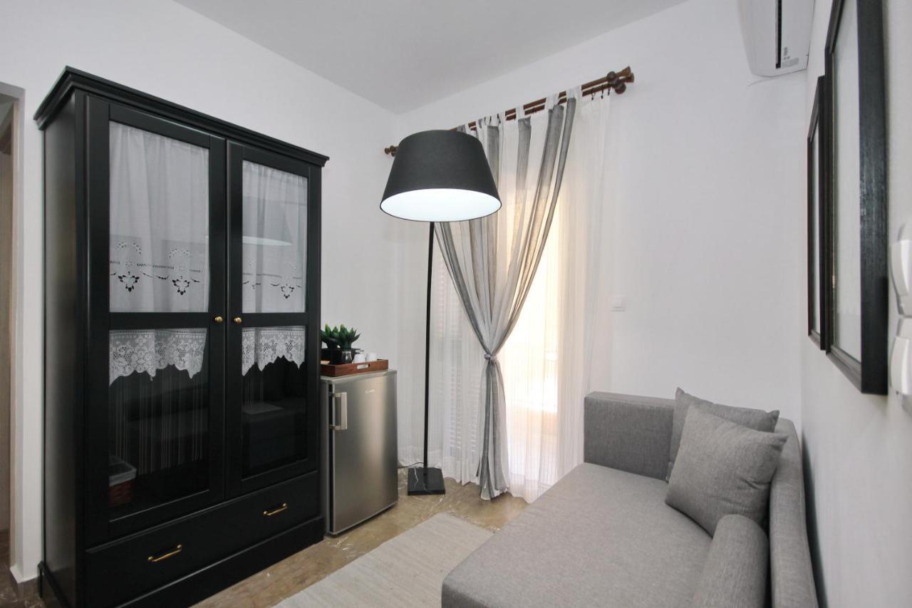 Aloe Luxury Apartments Porto Heli Eksteriør billede